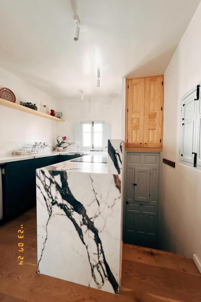 Appartement Casa Perla Blanca - A Hidden Gem In The Old Town à Tarifa Extérieur photo