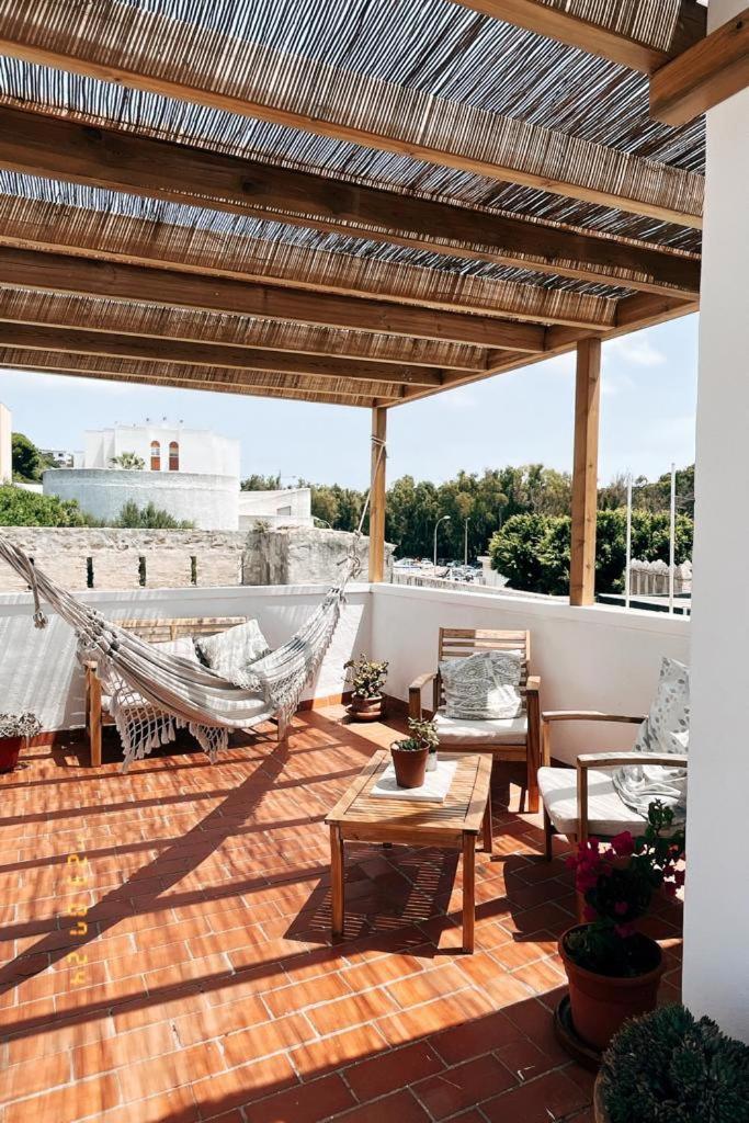 Appartement Casa Perla Blanca - A Hidden Gem In The Old Town à Tarifa Extérieur photo
